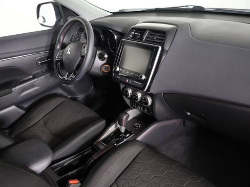 Used 2023 Mitsubishi Outlander Sport AWD image 24