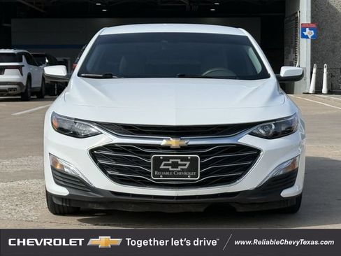 Used 2021 Chevrolet Malibu LS w/ Driver Confidence Package II FWD image 3