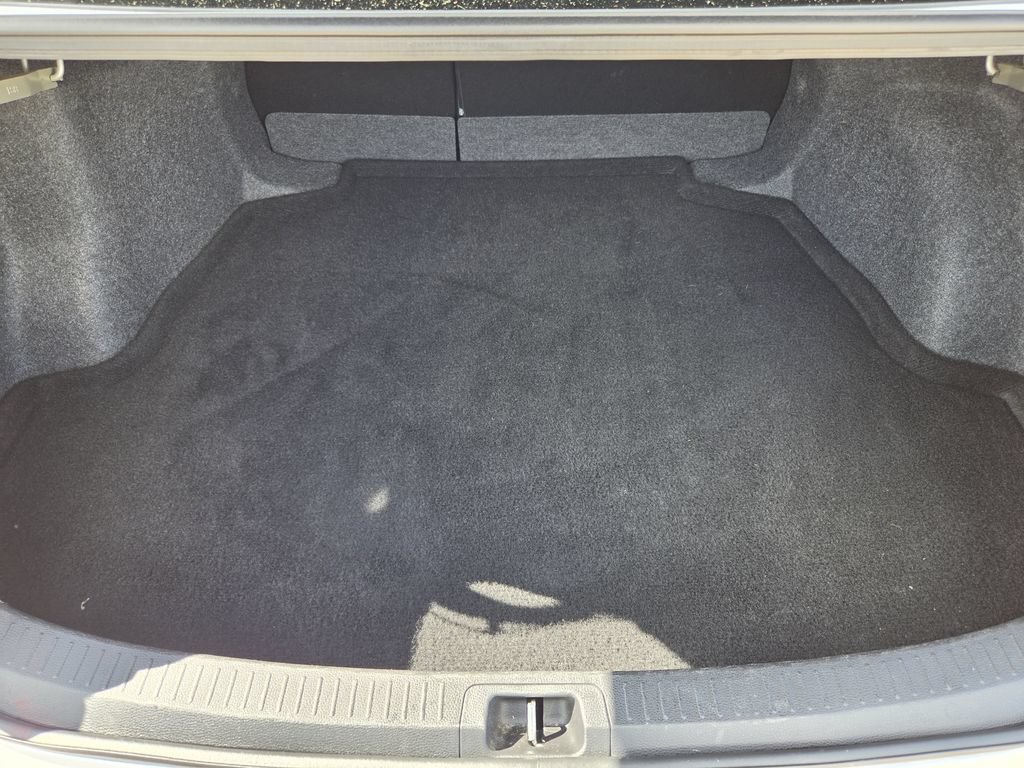 Used 2026 Toyota Corolla LE FWD image 27