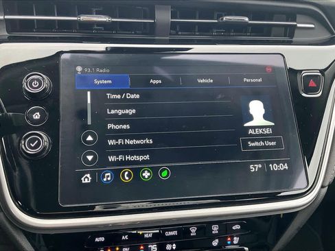 Used 2023 Chevrolet Bolt EUV LT w/ Convenience Package image 37