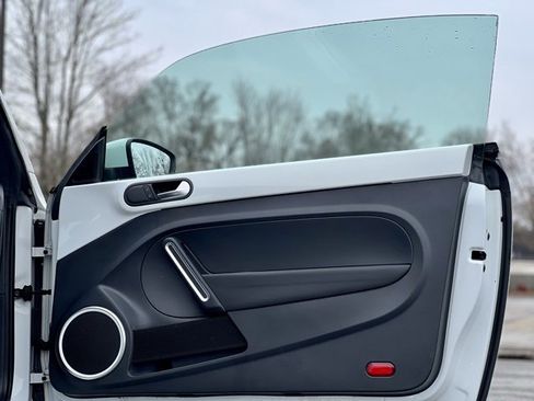 Used 2016 Volkswagen Beetle 1.8T SE image 15