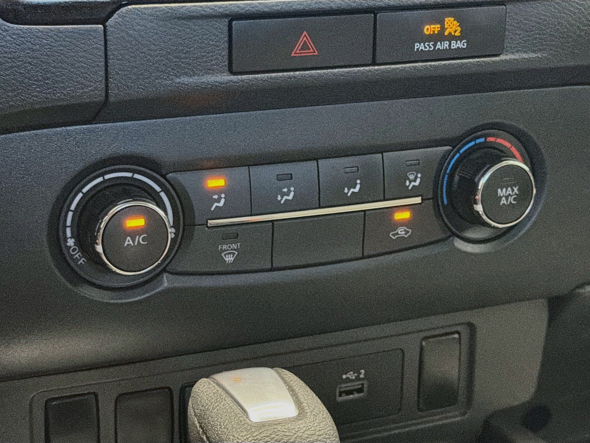 Used 2022 Nissan Frontier SV w/ Technology Package RWD image 10