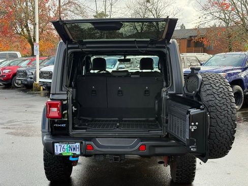 Used 2023 Jeep Wrangler Unlimited Rubicon 4xe w/ Steel Bumper Group image 17