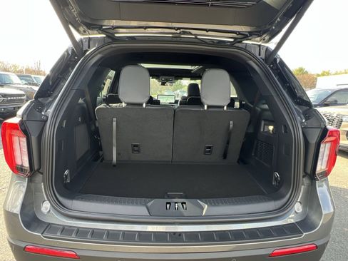 New 2026 Ford Explorer ST-Line AWD/4WD image 27