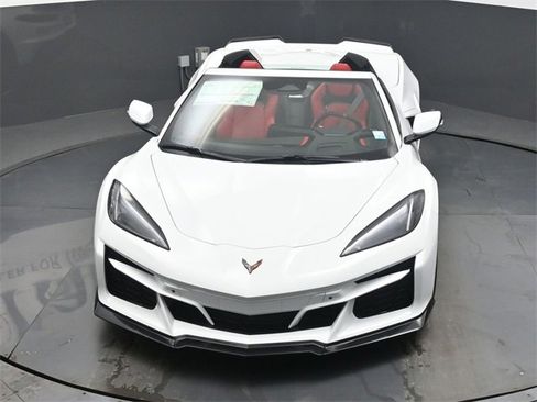 New 2026 Chevrolet Corvette E-Ray w/ Stealth Interior Trim Package image 38