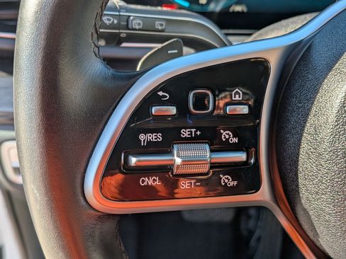 Certified 2020 Mercedes-Benz GLE 350 4MATIC image 16