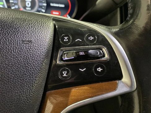 Used 2019 Cadillac Escalade ESV Luxury image 17