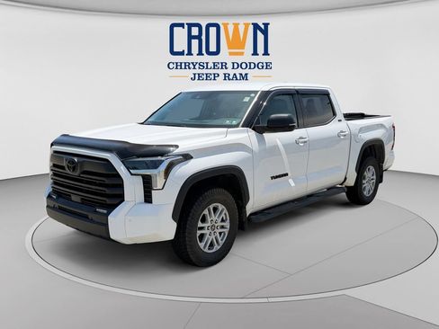 Used 2023 Toyota Tundra SR5 w/ SR5 Premium Package AWD/4WD image 7