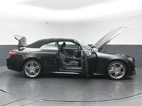 Used 2020 Mercedes-Benz E 450 4MATIC Cabriolet image 52