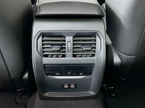 New 2026 BMW 330i xDrive 330i xDrive w/ M Sport Package image 18