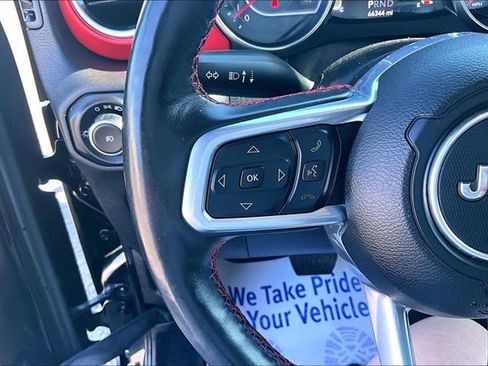 Used 2021 Jeep Wrangler Unlimited Rubicon w/ LED Lighting Group AWD/4WD image 11