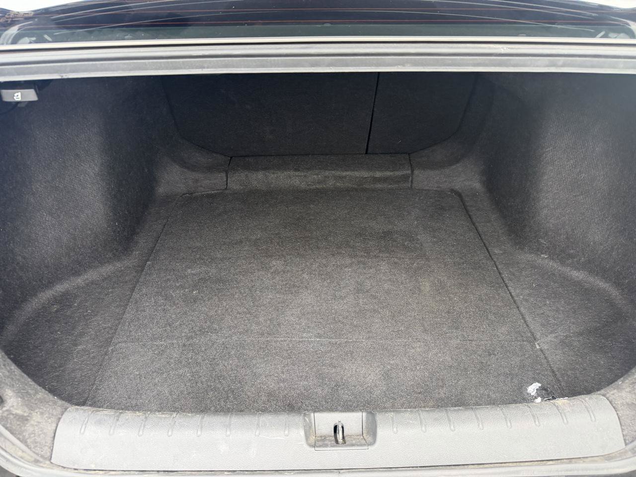 Used 2018 Honda Civic EX-L image 14