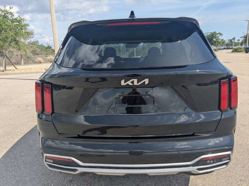 Used 2023 Kia Sorento SX FWD image 6