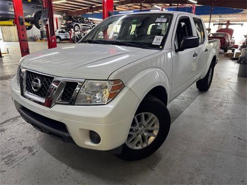Used 2021 Nissan Frontier SV image 9