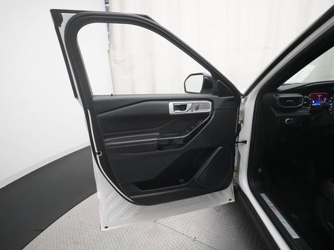Used 2022 Ford Explorer ST-Line AWD/4WD image 28