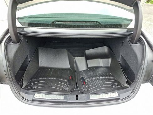 Used 2017 Lincoln Continental Select FWD image 27