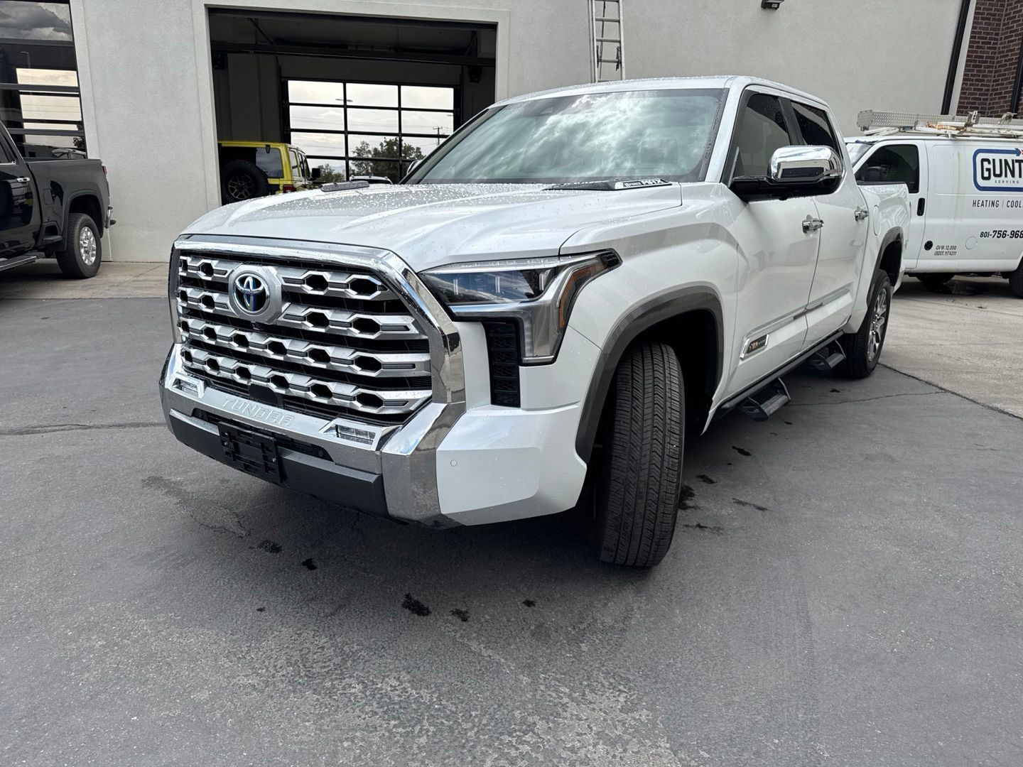 Used 2024 Toyota Tundra Limited w/ TRD Off-Road Package AWD/4WD image 4