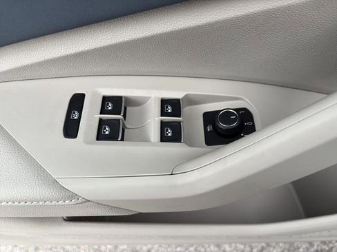 New 2026 Volkswagen Jetta SE image 14