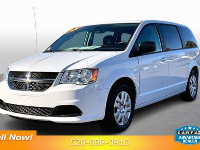 Used 2018 Dodge Grand Caravan SE w/ UConnect Hands-Free Group