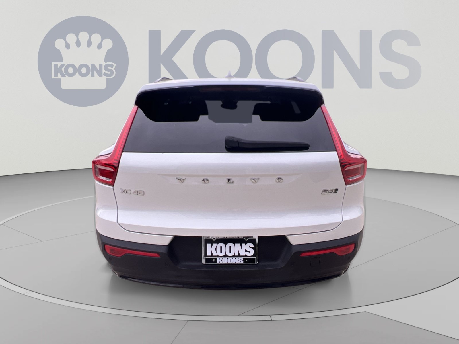 Used 2024 Volvo XC40 B5 Plus w/ Climate Package AWD/4WD image 5