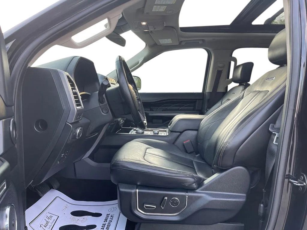 Used 2020 Ford Expedition Max Platinum AWD/4WD image 17