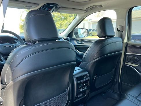 Used 2022 Jeep Grand Cherokee Limited 4xe w/ Luxury Tech Group II image 39