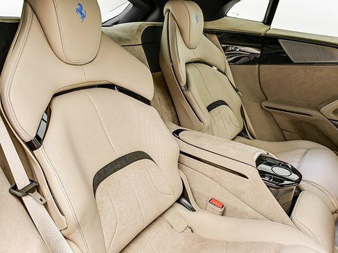 Certified 2024 Ferrari Purosangue image 21