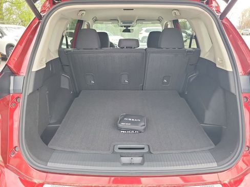 New 2026 Nissan Rogue SV w/ Cold Weather Package AWD/4WD image 8