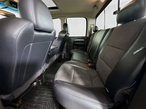 Used 2005 Dodge Ram 1500 Truck 2WD Quad Cab image 3