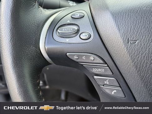 Used 2020 Nissan Pathfinder SL image 15