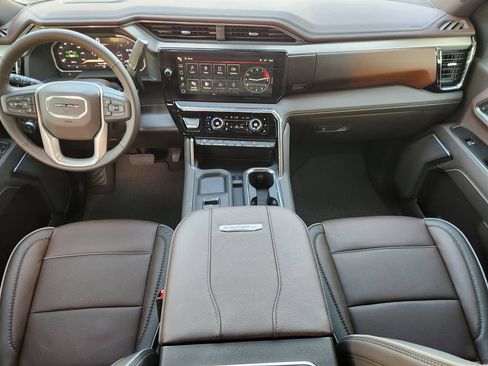 New 2026 GMC Sierra 2500 Denali w/ Denali Reserve Package AWD/4WD image 19