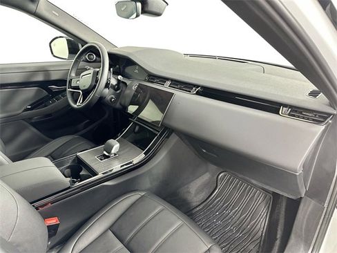 Used 2025 Land Rover Range Rover Evoque S image 30