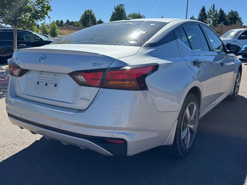 Used 2021 Nissan Altima 2.5 SV AWD/4WD image 6
