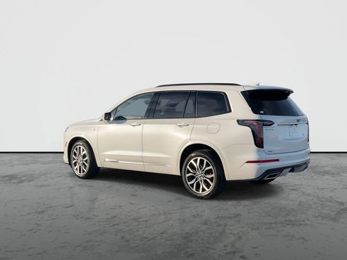 Certified 2025 Cadillac XT6 Sport w/ Platinum Package image 6