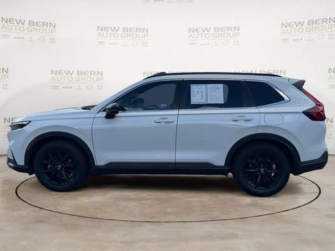 Used 2023 Honda CR-V Sport image 2