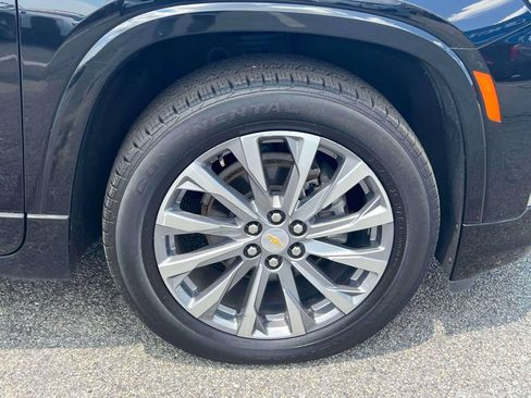 Used 2023 Chevrolet Traverse Premier AWD/4WD image 11