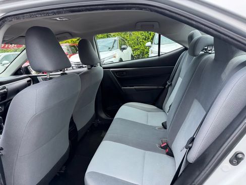Used 2016 Toyota Corolla L FWD image 12