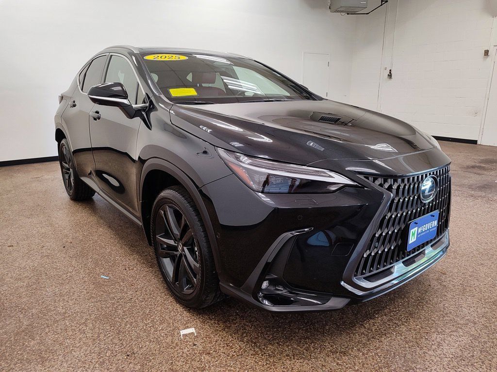 Used 2025 Lexus NX 450h+ AWD w/ Accessory Package (2T) image 8