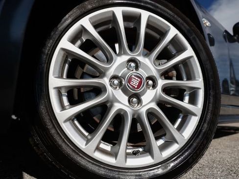 Used 2017 FIAT 124 Spider Classica image 37