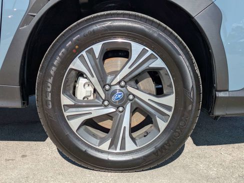 Certified 2025 Subaru Crosstrek 2.0i Premium image 11