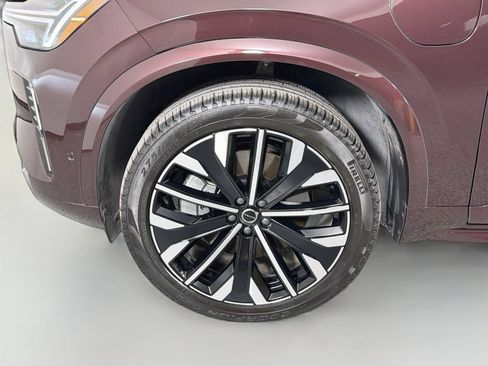 Certified 2025 Volvo XC90 T8 Ultra w/ Protection Package Premier AWD/4WD image 35