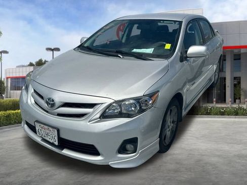 Used 2011 Toyota Corolla S FWD image 3
