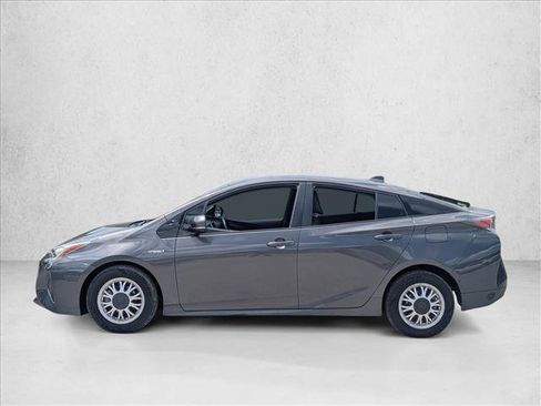Used 2017 Toyota Prius Four w/ Advanced Technology Package FWD image 8