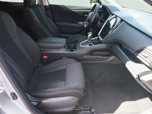 Used 2022 Subaru Outback Premium AWD/4WD image 18