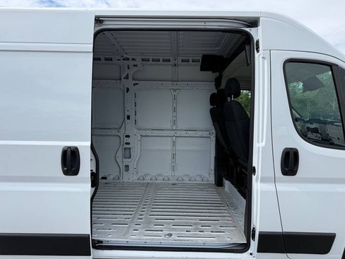 Used 2023 RAM ProMaster 3500 FWD image 24
