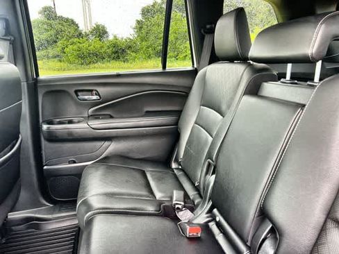 Used 2020 Honda Passport Elite image 14