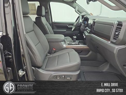 New 2026 GMC Sierra 1500 SLT w/ SLT Premium Plus Package image 39