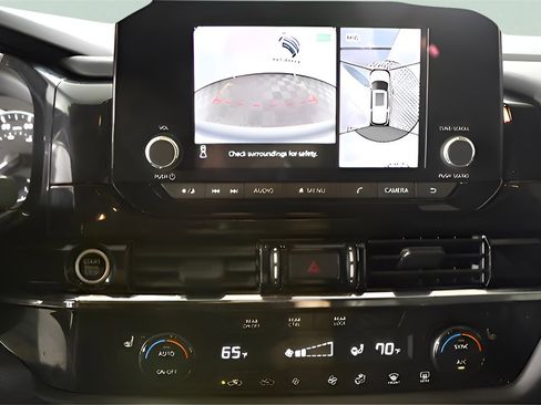 Used 2024 Nissan Pathfinder Rock Creek image 10