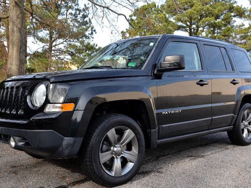 Used 2015 Jeep Patriot High Altitude image 3