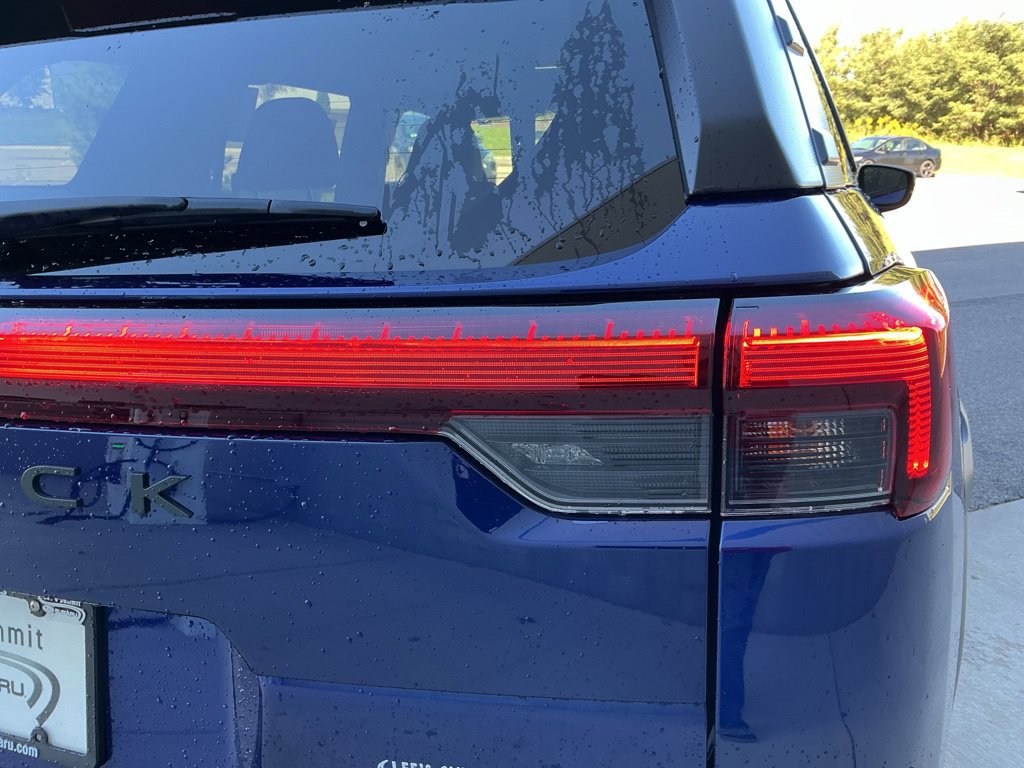 New 2026 Subaru Outback Touring AWD/4WD image 13